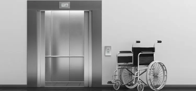 Jakie standardy powinny spełniać windy szpitalne?